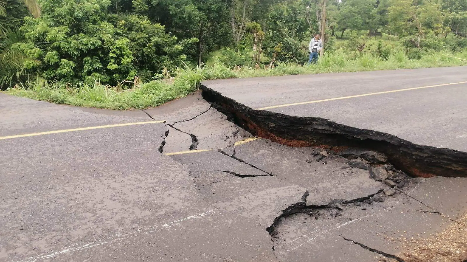 Comunidades incomunicadas tras lluvias en Veracruz